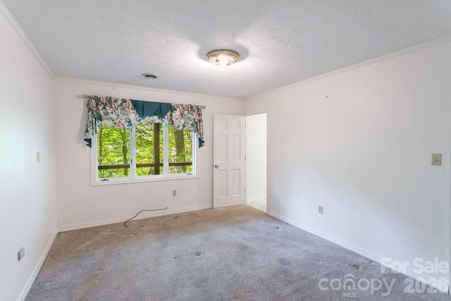 1126 Scenic Circle, Waynesville, NC 28786