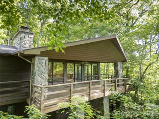 1126 Scenic Circle, Waynesville, NC 28786