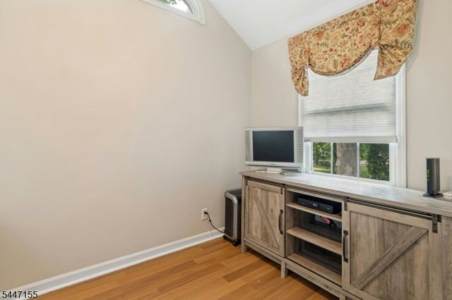 2640 Crest Ln, Scotch Plains Twp., NJ 07076