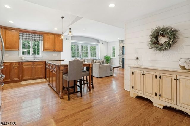 2640 Crest Ln, Scotch Plains Twp., NJ 07076