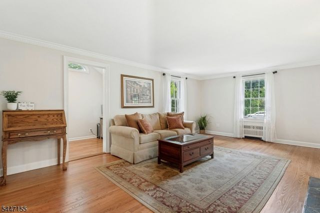 2640 Crest Ln, Scotch Plains Twp., NJ 07076