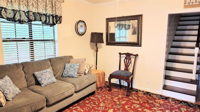 608 N Lamar Street, Tioga, TX 76271