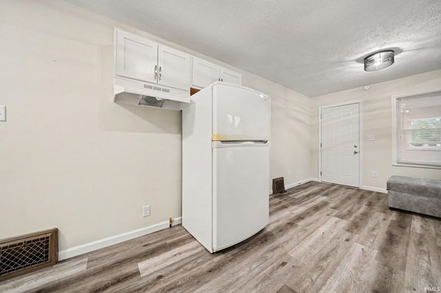 54327 Hastings Street, Elkhart, IN 46514