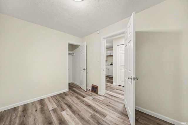 54327 Hastings Street, Elkhart, IN 46514