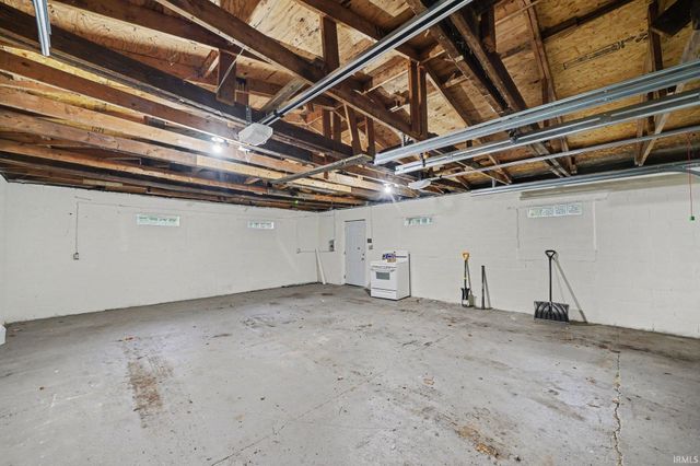 54327 Hastings Street, Elkhart, IN 46514