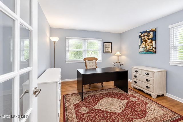 10 Violante Court, Eatontown, NJ 07724