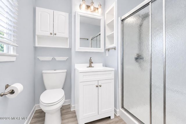 10 Violante Court, Eatontown, NJ 07724