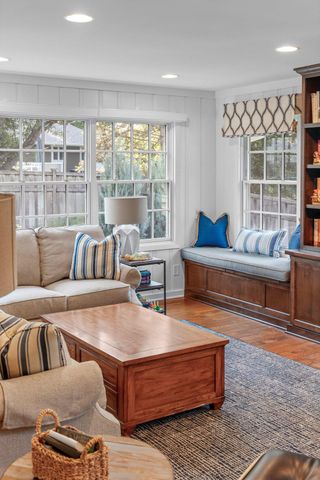 4801 Larkspur Lane, Edina, MN 55435