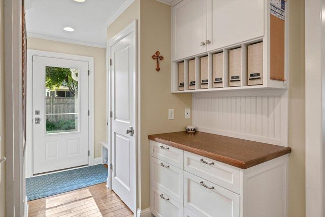 4801 Larkspur Lane, Edina, MN 55435