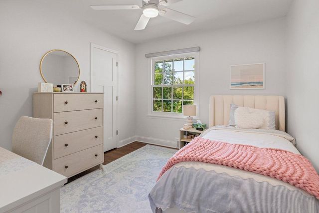 4801 Larkspur Lane, Edina, MN 55435