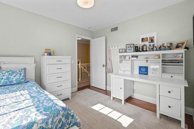 4801 Larkspur Lane, Edina, MN 55435
