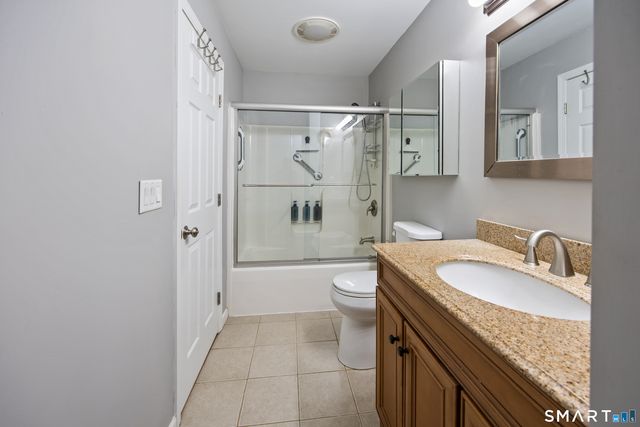 180 Grilleytown Road 17, Waterbury, CT 06704