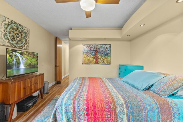 1015 Aoloa Place 313, Kailua, HI 96734