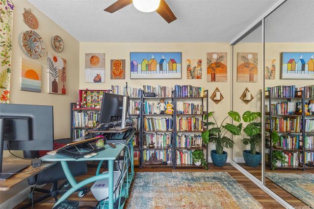 1015 Aoloa Place 313, Kailua, HI 96734