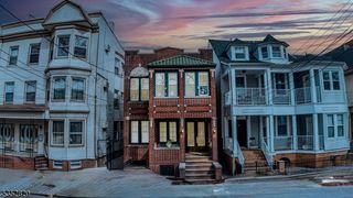 222 Van Buren St, Newark City, NJ 07105