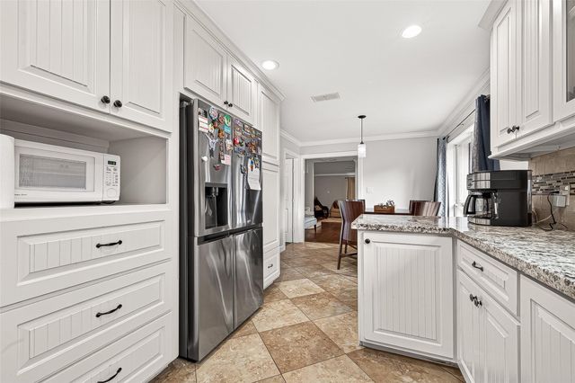 7823 Winehill Lane, Houston, TX 77040