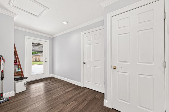 7823 Winehill Lane, Houston, TX 77040