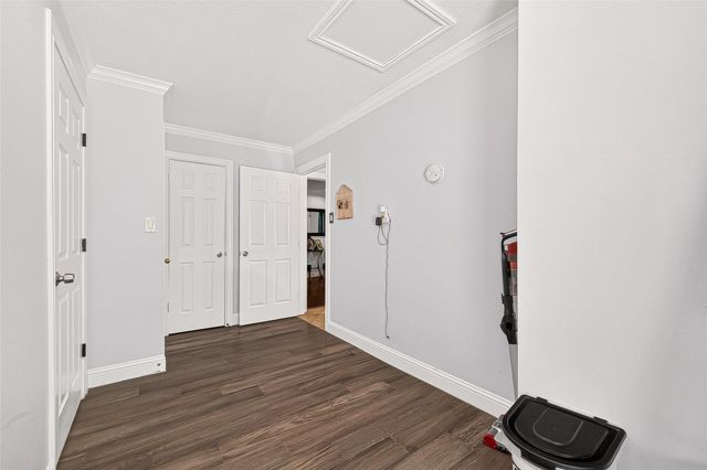 7823 Winehill Lane, Houston, TX 77040