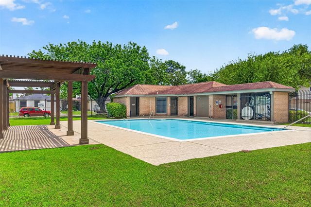 7823 Winehill Lane, Houston, TX 77040