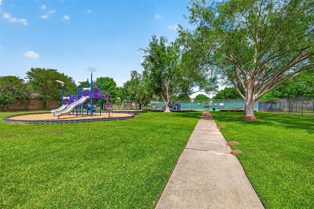 7823 Winehill Lane, Houston, TX 77040