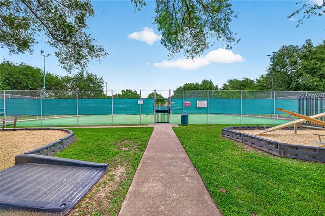 7823 Winehill Lane, Houston, TX 77040