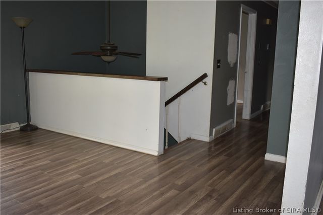 934 Parkwood Drive, Clarksville, IN 47129