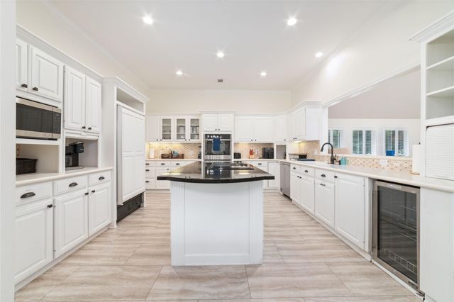601 Brandon Road, Conroe, TX 77302