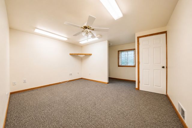 6 Heather Lane, Hawthorn Woods, IL 60047