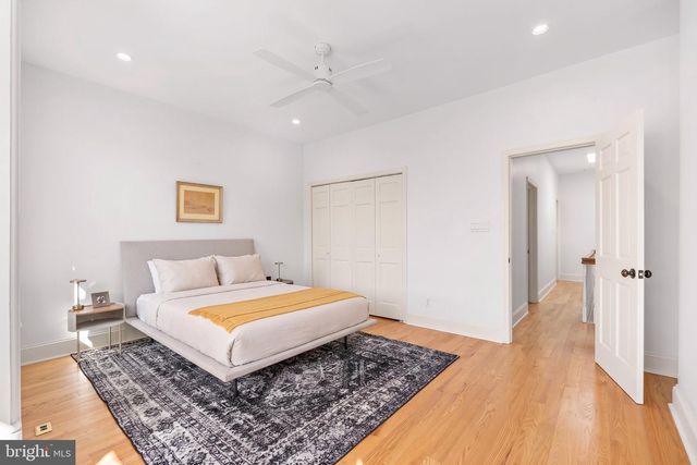 427 10TH ST NE, Washington, DC 20002