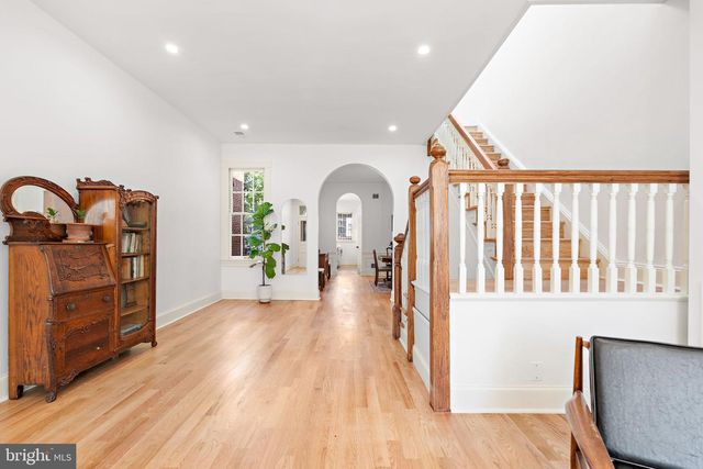 427 10TH ST NE, Washington, DC 20002