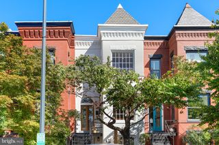 427 10TH ST NE, Washington, DC 20002
