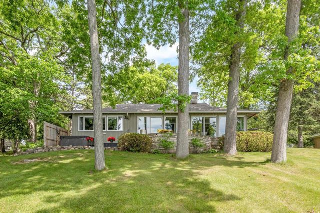 N5667 Lac Verde Circle, Green Lake, WI 54941