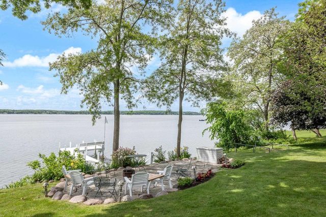 N5667 Lac Verde Circle, Green Lake, WI 54941