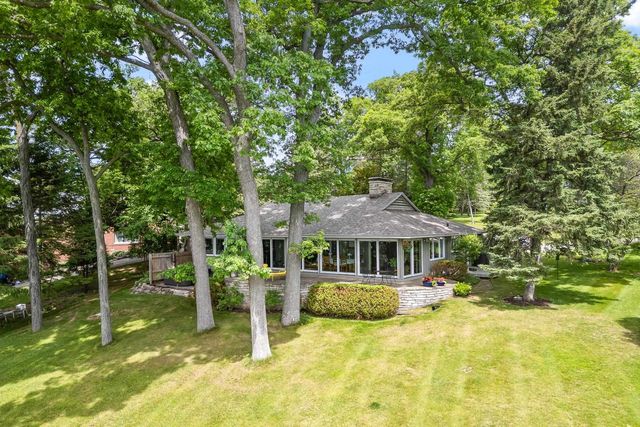 N5667 Lac Verde Circle, Green Lake, WI 54941