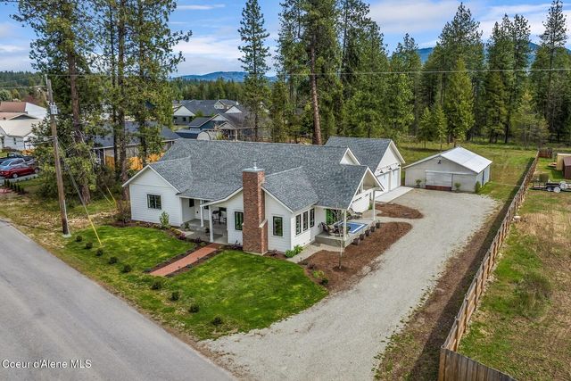 509 3rd St, Priest River, ID 83856