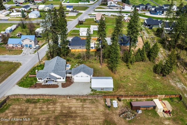 509 3rd St, Priest River, ID 83856