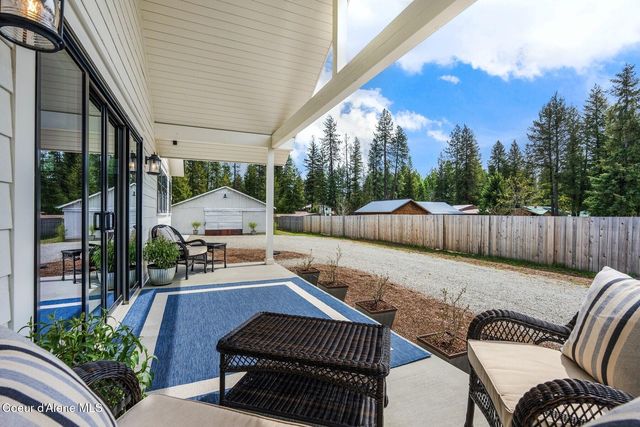 509 3rd St, Priest River, ID 83856