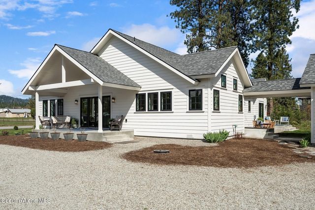 509 3rd St, Priest River, ID 83856