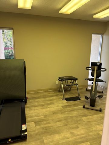 21 Jacaranda Drive 121, Plantation, FL 33324