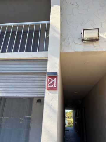 21 Jacaranda Drive 121, Plantation, FL 33324