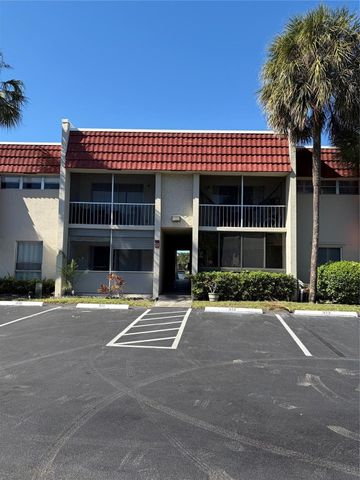 21 Jacaranda Drive 121, Plantation, FL 33324