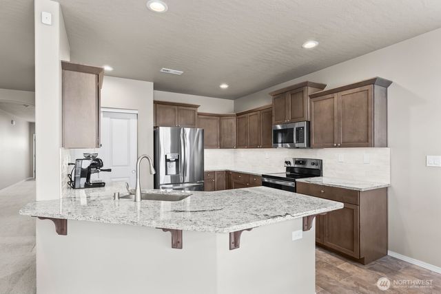 2307 S 57th Avenue, Yakima, WA 98903