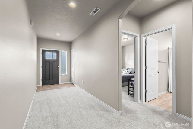 2307 S 57th Avenue, Yakima, WA 98903