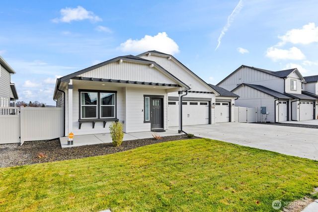 2307 S 57th Avenue, Yakima, WA 98903