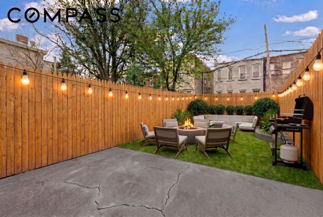 270 Amboy Street, New York City, NY 11212