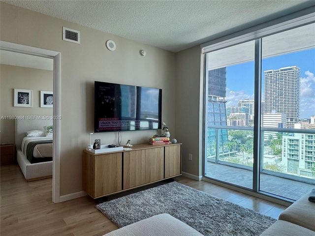 333 NE 24th St 1206, Miami, FL 33137