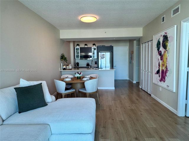 333 NE 24th St 1206, Miami, FL 33137