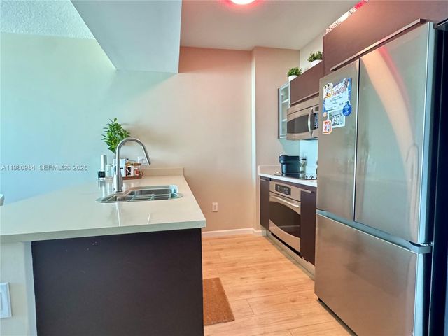 333 NE 24th St 1206, Miami, FL 33137