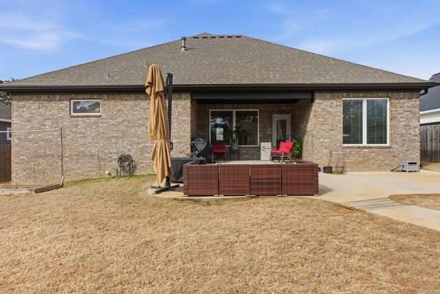 1153 Essex Drive, Benton, AR 72019