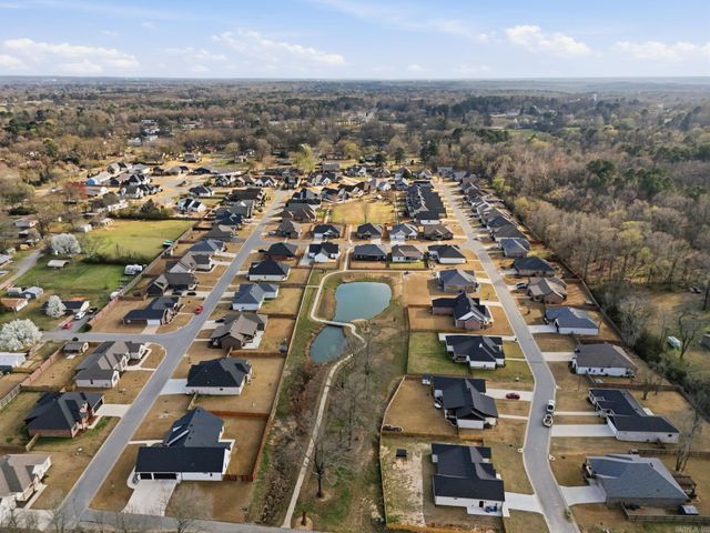 1153 Essex Drive, Benton, AR 72019